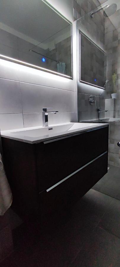 Apartment Denis Крк Екстер'єр фото